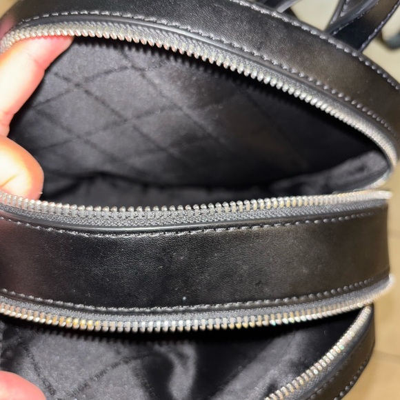 MK backpack - Picture 4 of 7